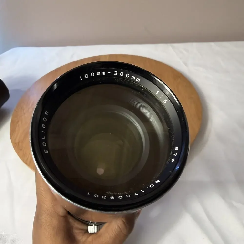 Soligor Vtg, 100-300mm F5 Zoom Lens: UV, Nikon Mount, Case, Japan, Excellent
